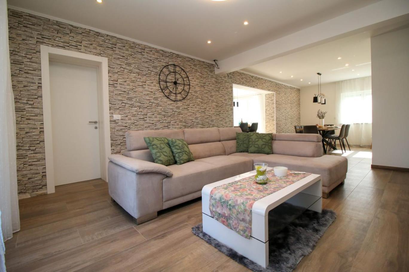 Apartman Nerlovic Poreč Eksteriør billede